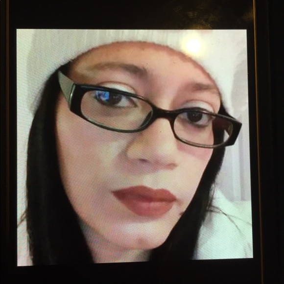 Meet your Posher, Jessica - Picture 1 of 1